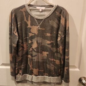 Moa Moa Camouflage Crewneck Top